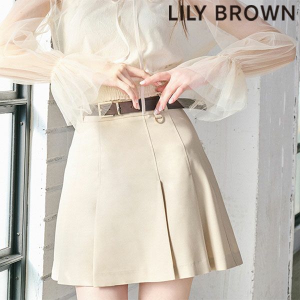 LILY BROWN リリーブラウン ベルト付きタックプリーツスカショーパン