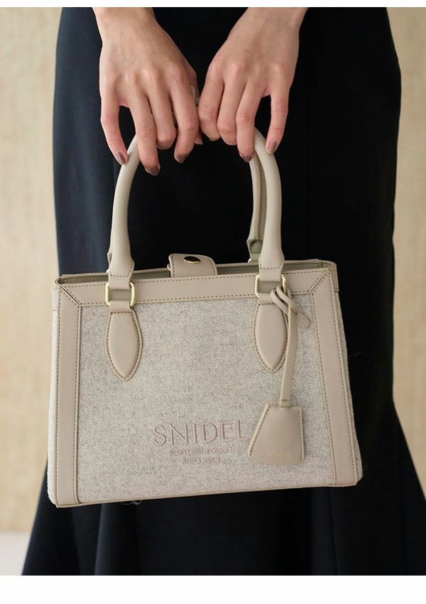 新作10%OFF】【即納】スナイデル SNIDEL バッグ 25秋冬 ロゴバッグ