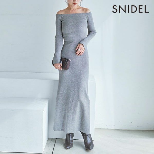 スナイデル SNIDEL ワンピース 25秋冬 オフショルIラインニット