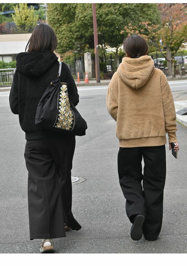 即納】メゾン・マヴェリック MAISON MAVERICK トップス ボアニット